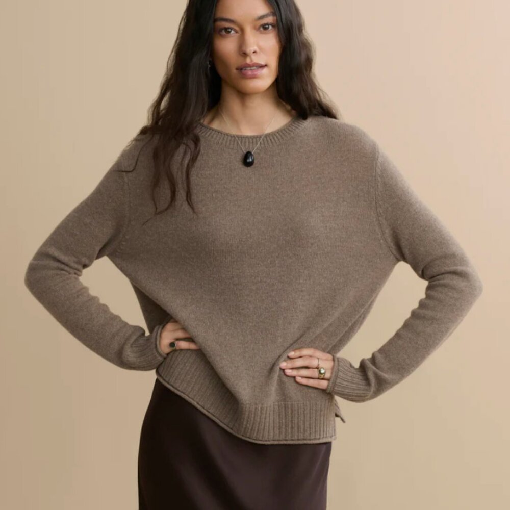 Jenni Kayne Everyday Sweater Taupe. NWT!